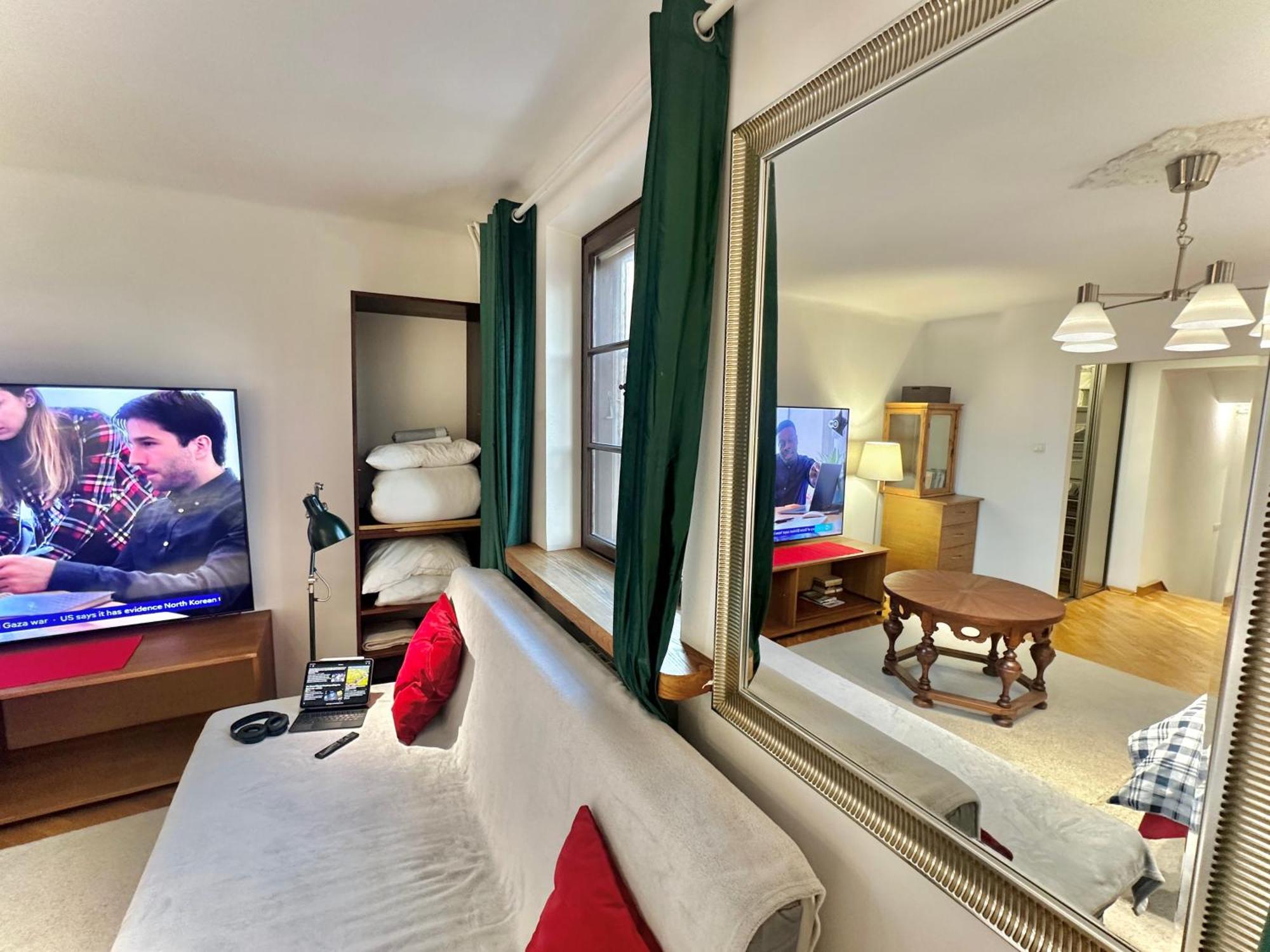 Old Town Best View Wifi 300 Mb/S Huge Screen Netflix Appletv Amazontv Warsaw Exterior photo